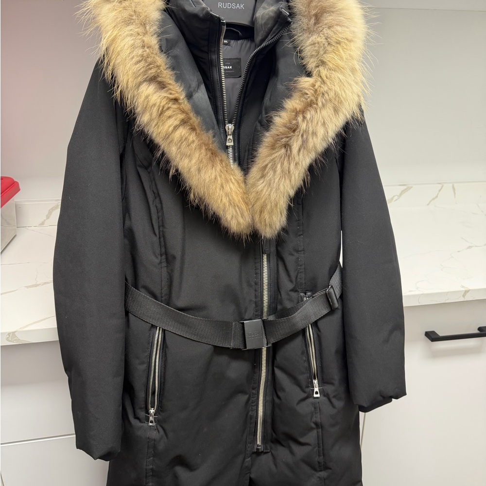RUDSAK Women's Black Puffer Coat with Brown Fur Trim